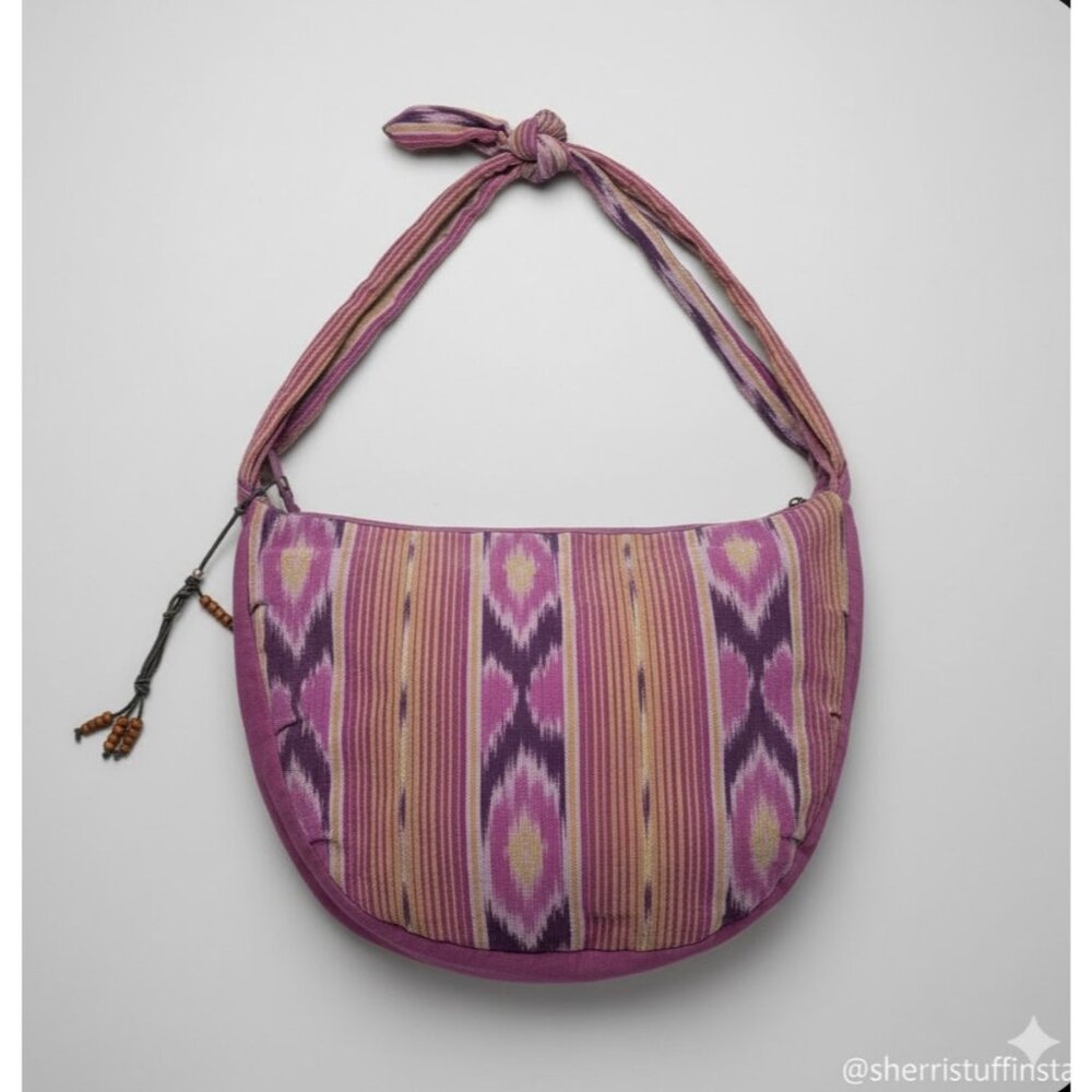 American Eagle Outfitters VTG 2011 Boho Oversized Crescent Ikat Fabric Hobo Bag - Picture 16 of 16